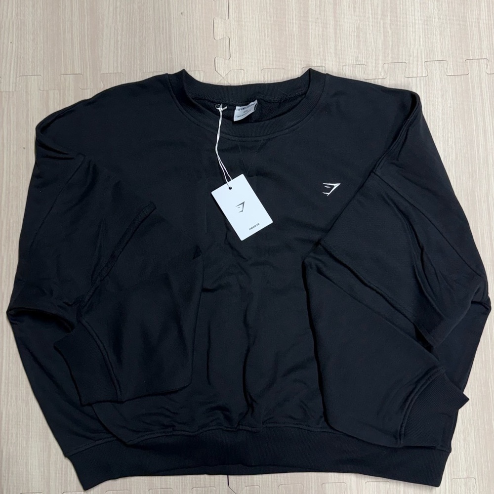 Gymshark Black Crewneck Sweatshirt